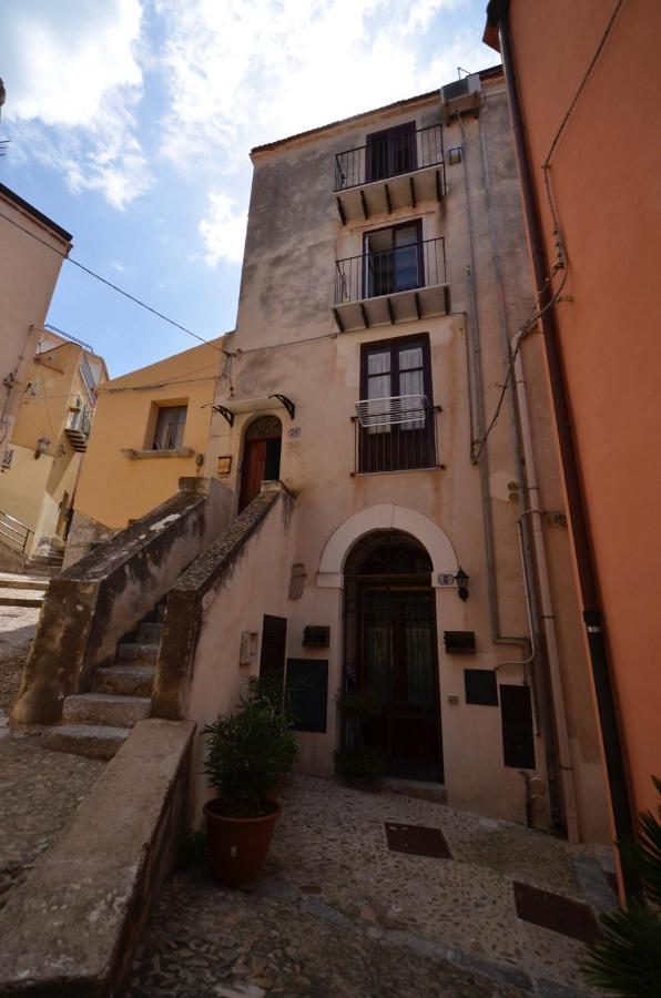 Saraceni 20 Appartement Cefalù Buitenkant foto